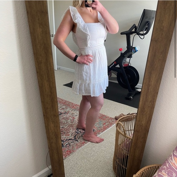 White Alice and Olivia eyelet dress size 10 - Picture 2 of 9